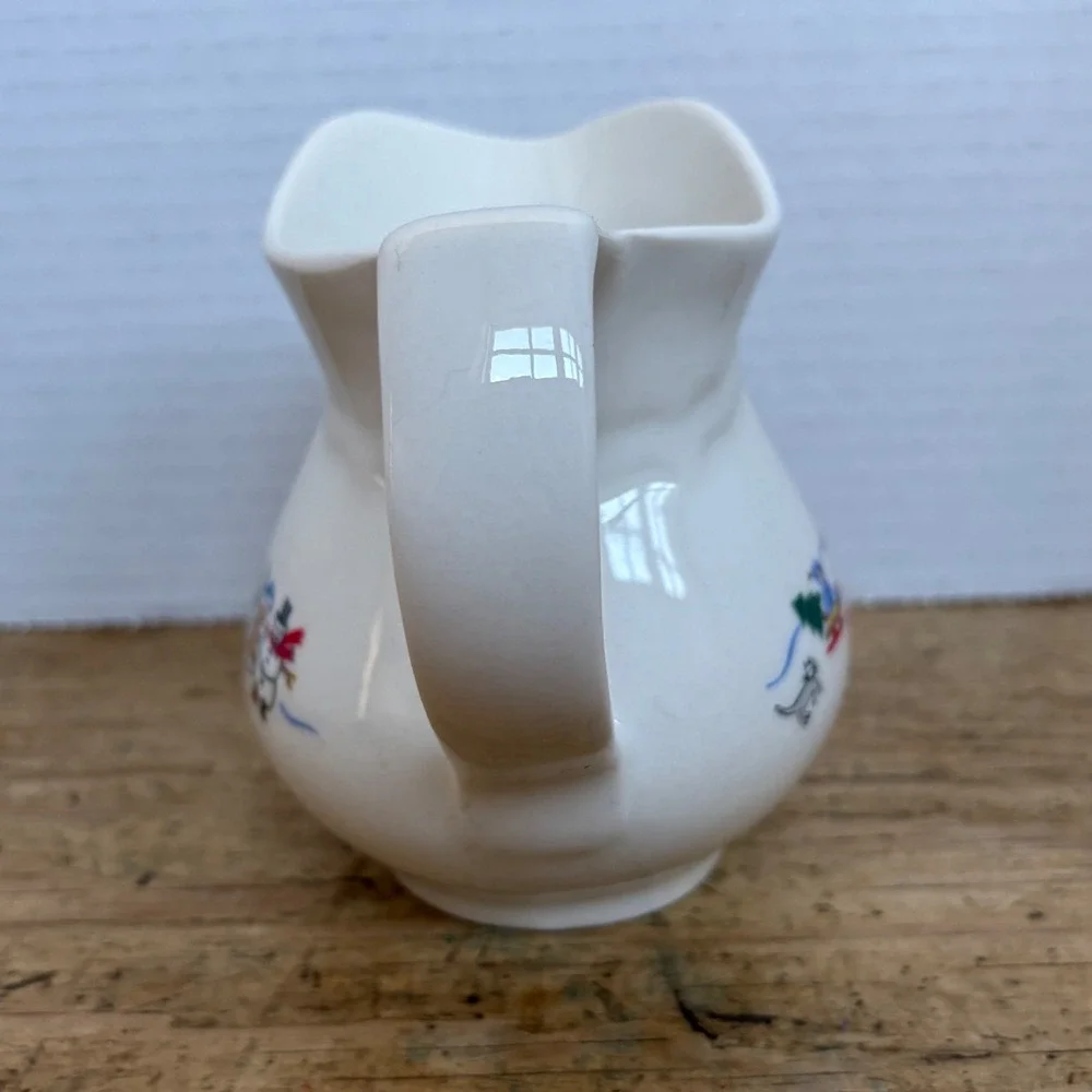 Pfaltzgraff Snow Village‎ Creamer Pitcher White Stoneware Snowman Sledding Scene